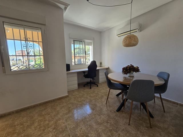 3 sypialnia Dom szeregowy na sprzedaż w Villamartin, Orihuela z basenem - 245 000 € (Ref: 9773097)