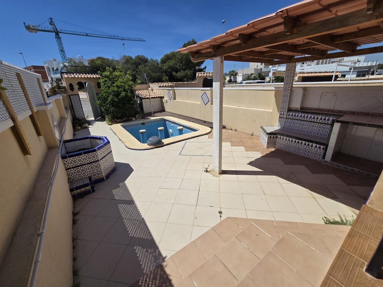 3 bedroom Terraced Villa for sale in Villamartin with pool - € 245,000 (Ref: 9773097)