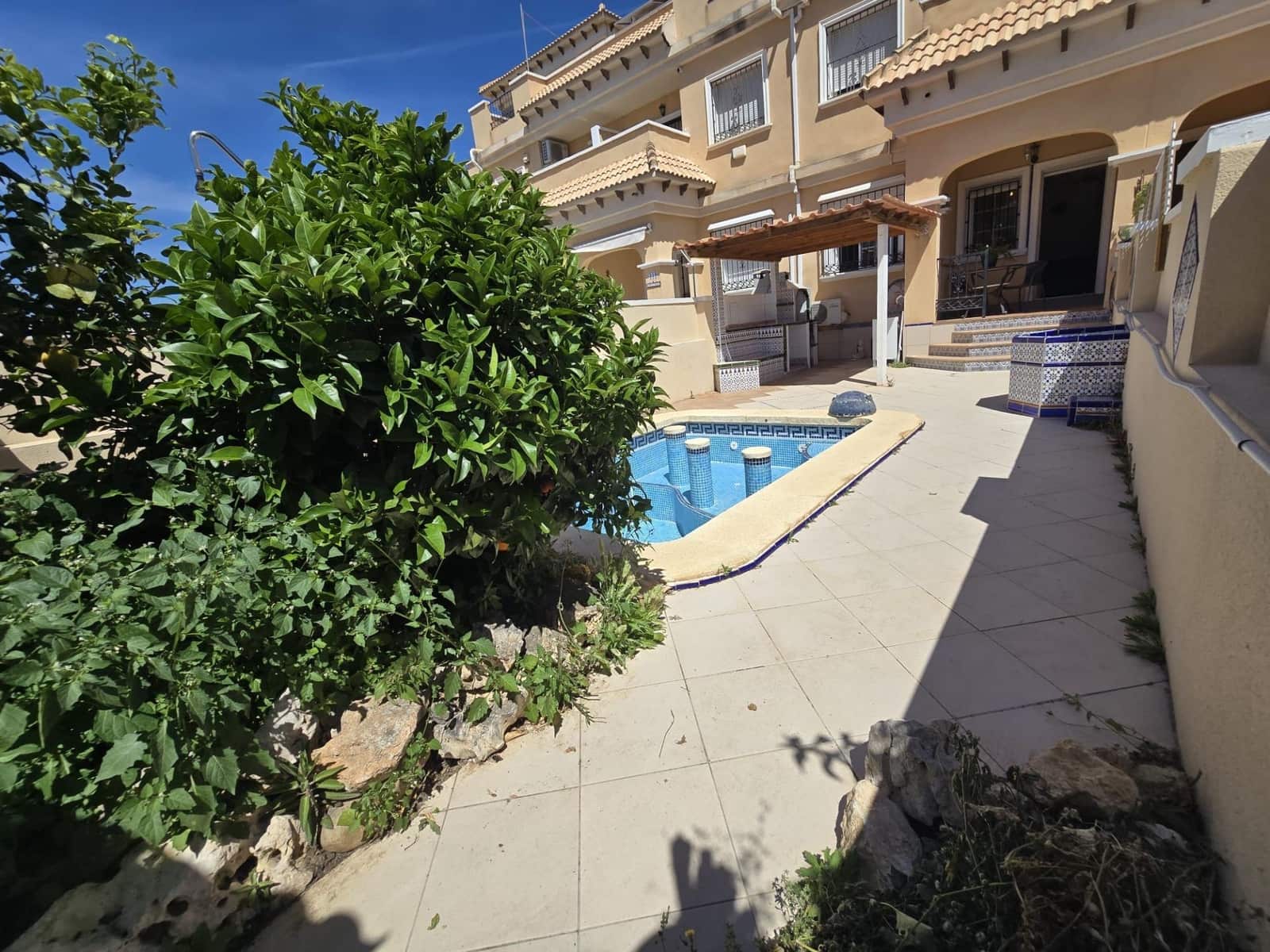 3 bedroom Terraced Villa for sale in Villamartin with pool - € 245,000 (Ref: 9773097)