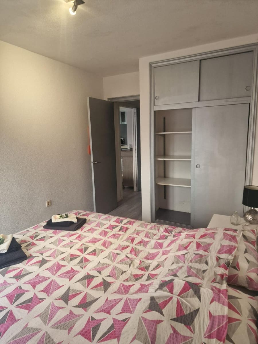 Apartamento de 3 habitaciones en Torrevieja en venta - 209.000 € (Ref: 9814372)