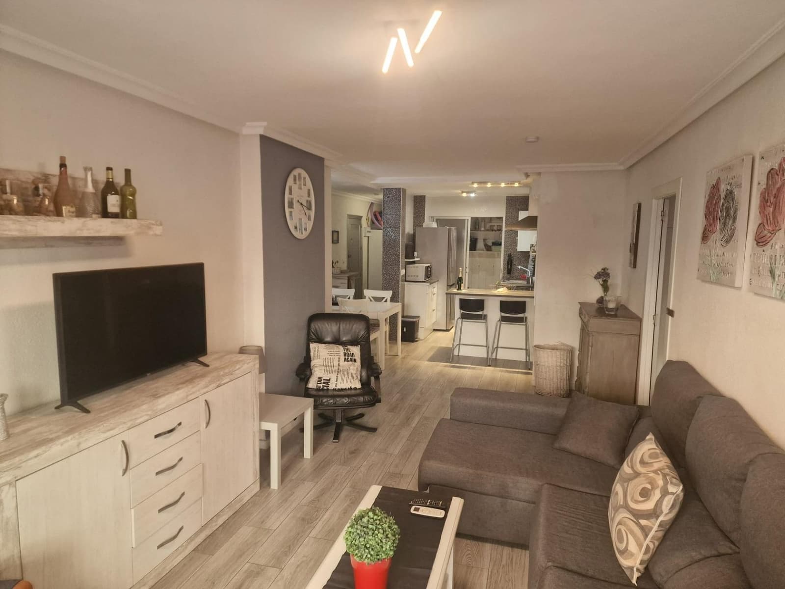 Apartamento de 3 habitaciones en Torrevieja en venta - 209.000 € (Ref: 9814372)