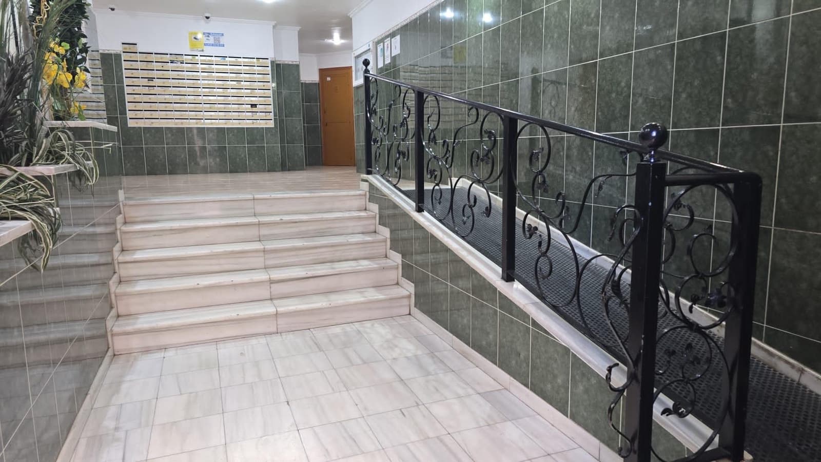 1 bedroom Studio for sale in Torrevieja with pool - € 104,900 (Ref: 9903977)