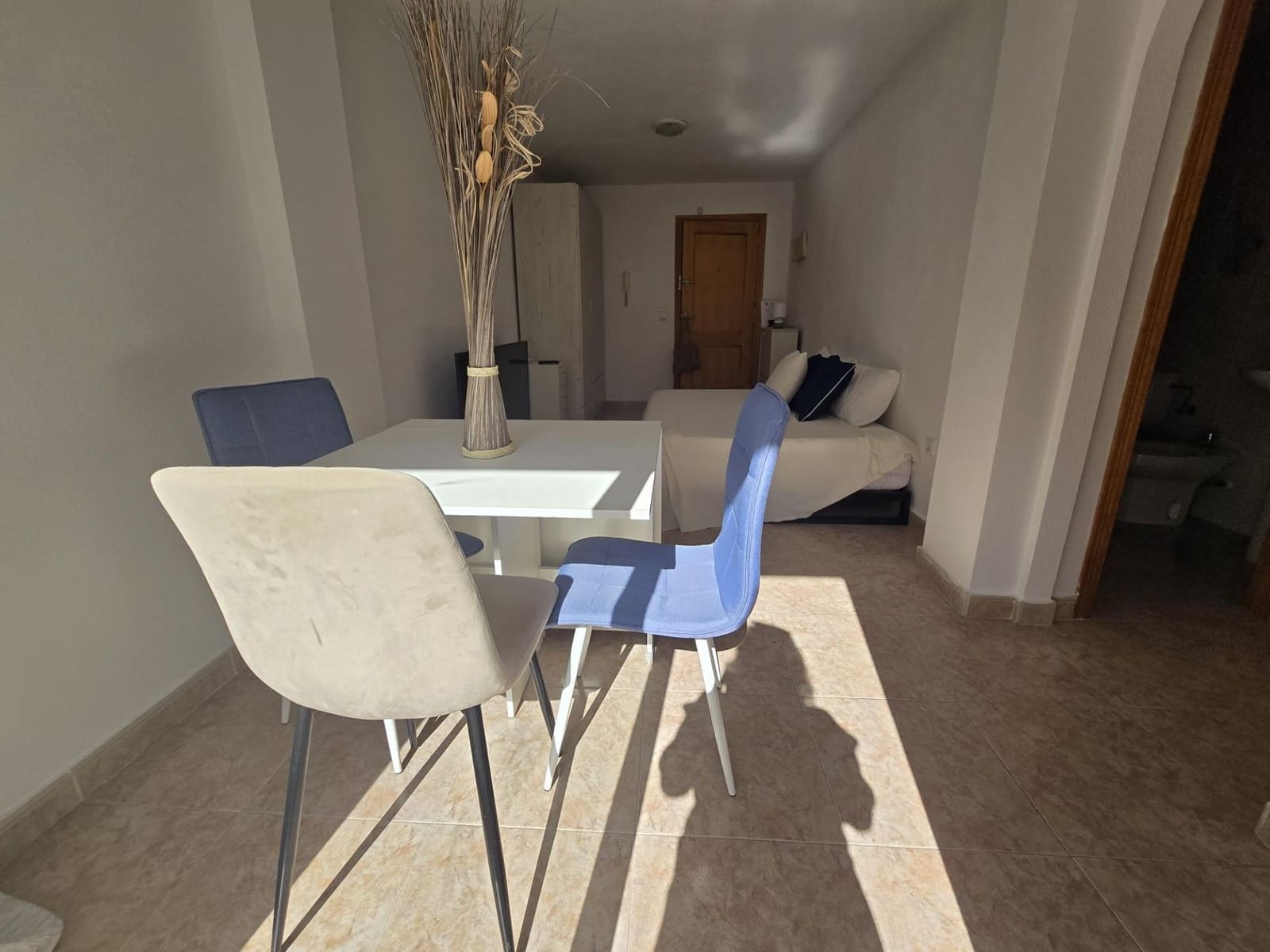1 bedroom Studio for sale in Torrevieja with pool - € 104,900 (Ref: 9903977)