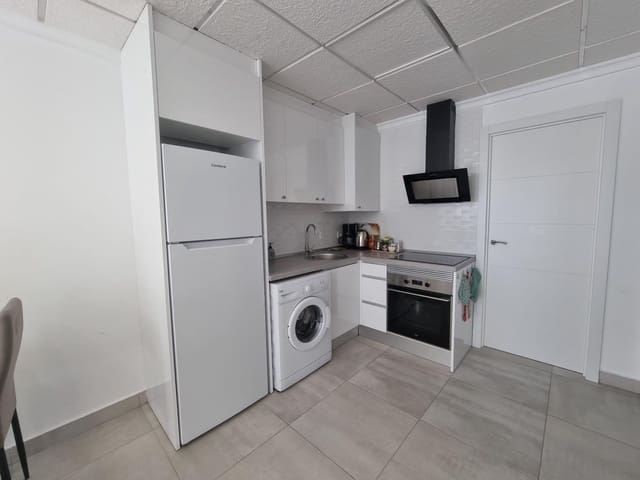 3 bedroom Bungalow for sale in Torrevieja - € 139,000 (Ref: 9990759)