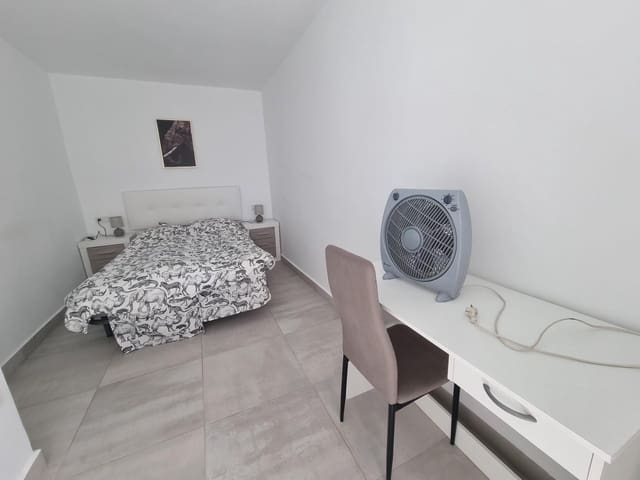 3 bedroom Bungalow for sale in Torrevieja - € 139,000 (Ref: 9990759)