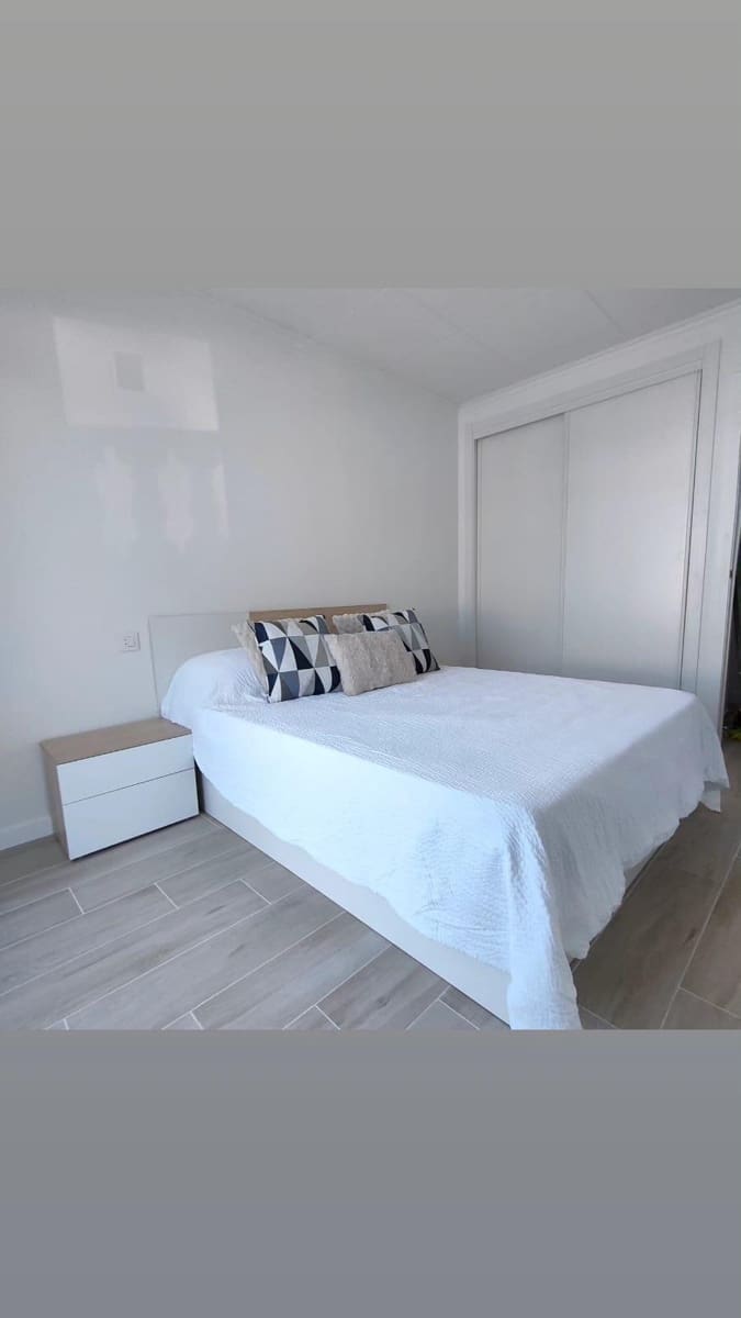 2 sypialnia Dom szeregowy na sprzedaż w Torrevieja z basenem - 229 000 € (Ref: 9995808)
