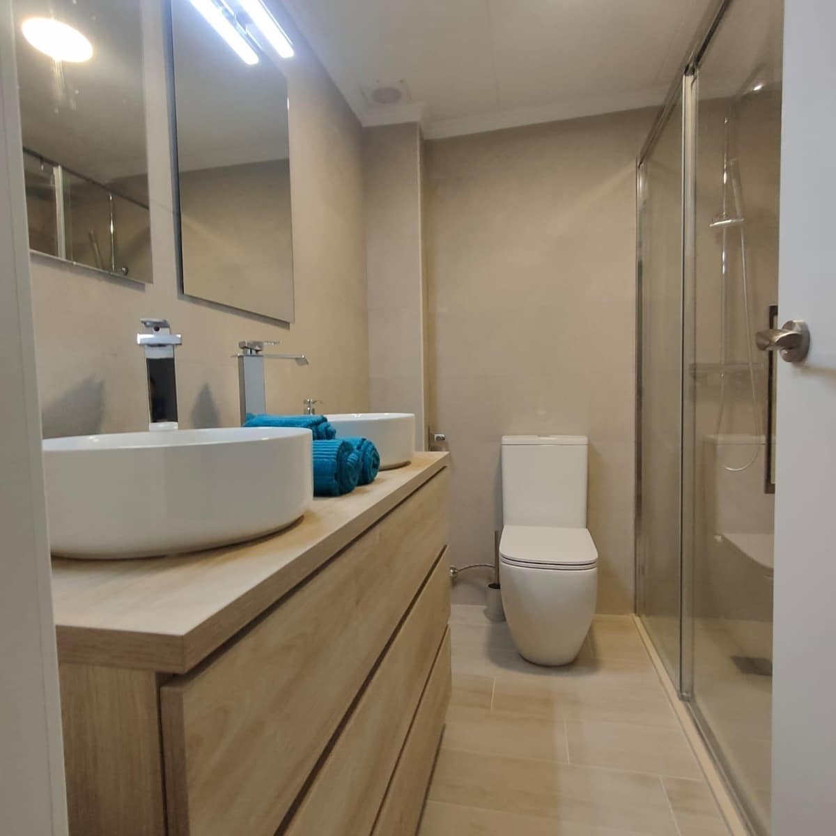 2 sypialnia Dom szeregowy na sprzedaż w Torrevieja z basenem - 229 000 € (Ref: 9995808)