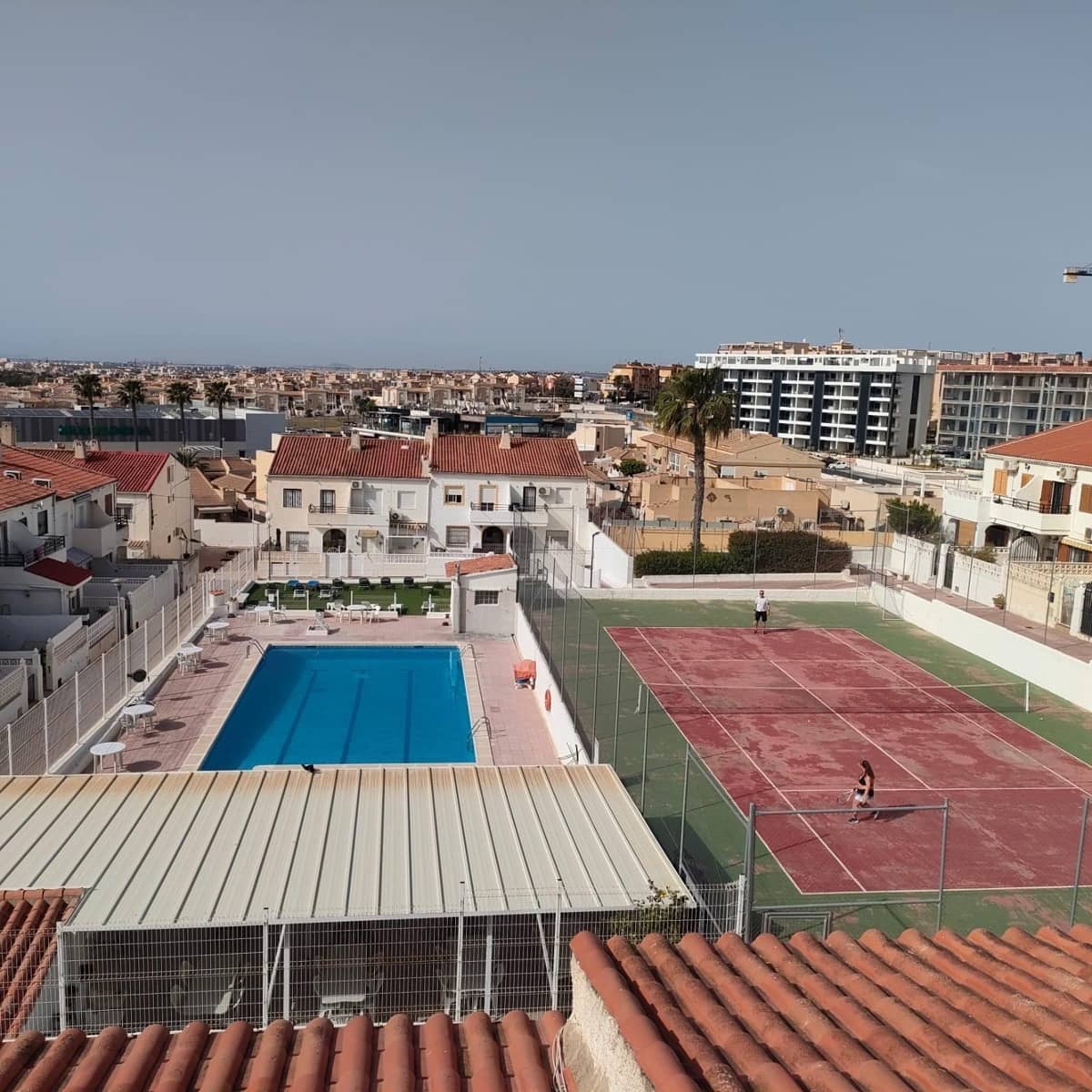 2 sypialnia Dom szeregowy na sprzedaż w Torrevieja z basenem - 229 000 € (Ref: 9995808)
