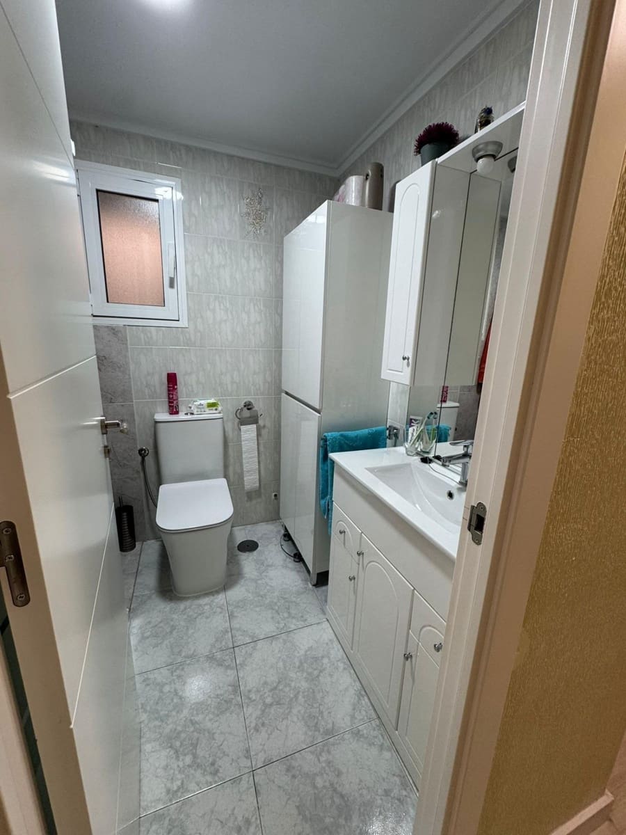 3 bedroom Apartment for sale in Torrevieja - € 204,900 (Ref: 9995810)