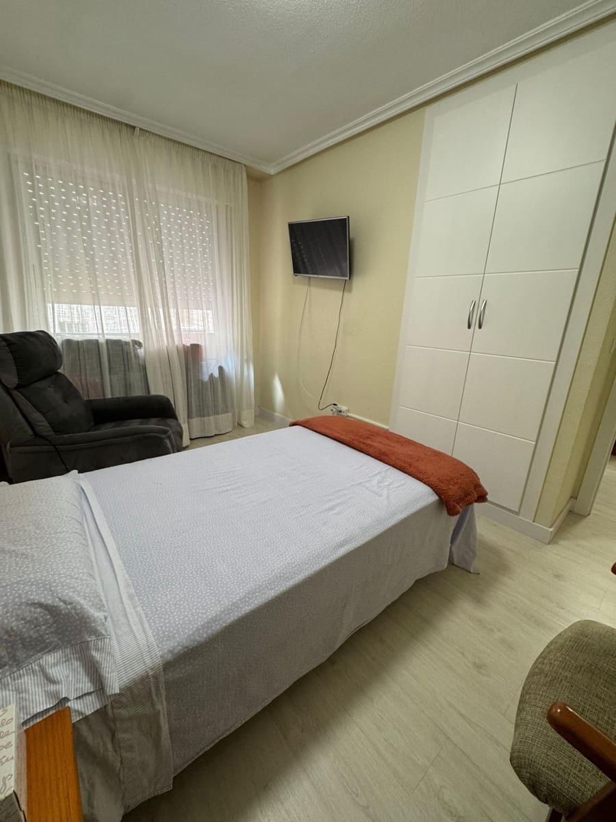 3 bedroom Apartment for sale in Torrevieja - € 204,900 (Ref: 9995810)
