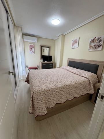 3 soveværelse Lejlighed til salg i Avenida Habaneras - Curva de Palangre, Torrevieja - € 204.900 (Ref: 9995810)