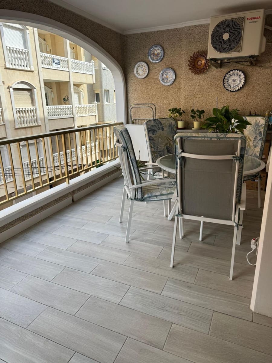 3 bedroom Apartment for sale in Torrevieja - € 204,900 (Ref: 9995810)