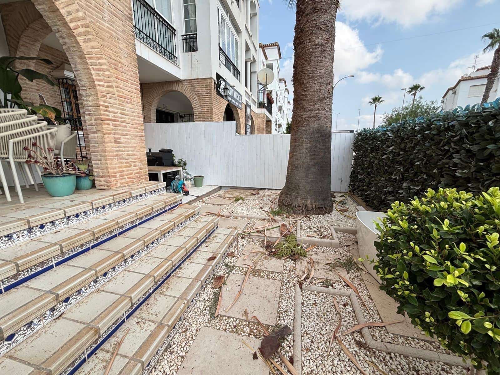 Bungalow de 2 habitaciones en Villamartin en venta - 190.000 € (Ref: 9997152)