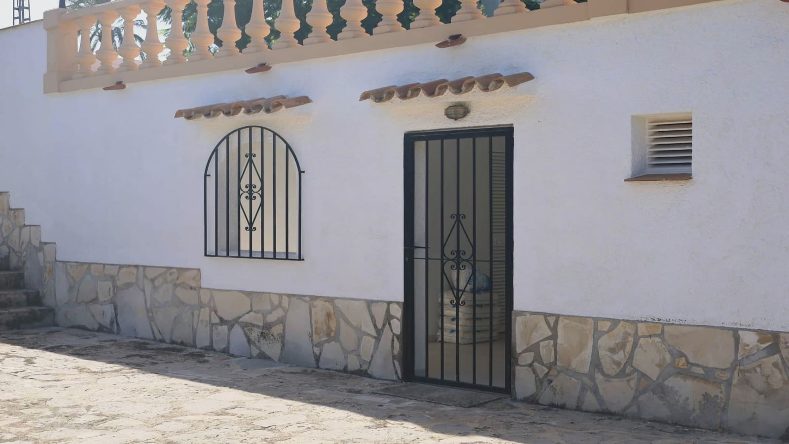 4 soveværelse Villa til salg i Denia med swimmingpool garage - € 405.000 (Ref: 10057647)