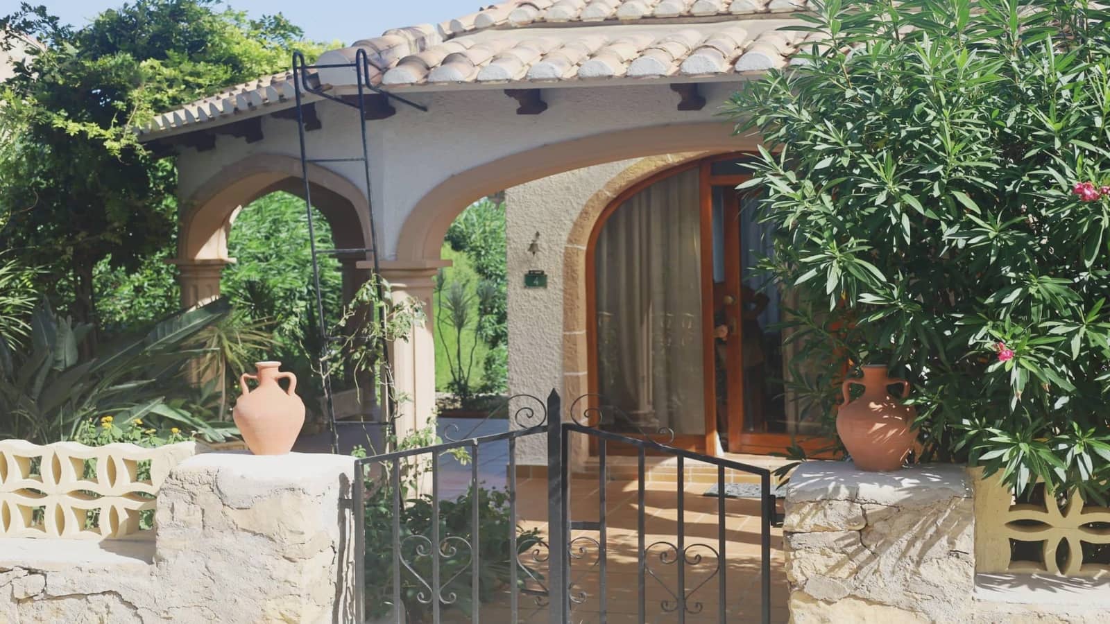 4 soveværelse Villa til salg i Denia med swimmingpool garage - € 405.000 (Ref: 10057647)