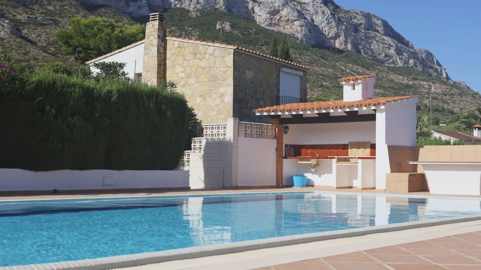 4 soveværelse Villa til salg i Denia med swimmingpool garage - € 405.000 (Ref: 10057647)