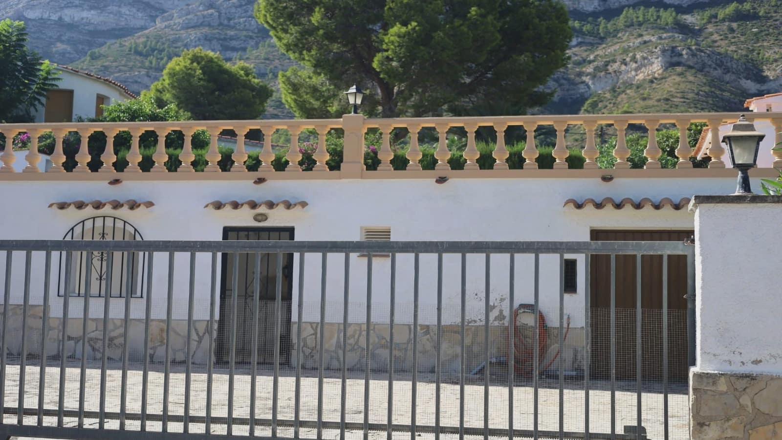 4 soveværelse Villa til salg i Denia med swimmingpool garage - € 405.000 (Ref: 10057647)