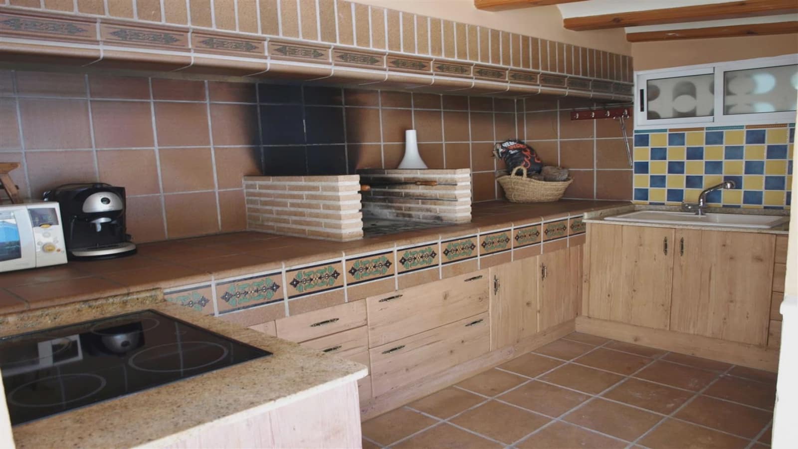8 slaapkamer Finca/Landhuis te koop in Denia met zwembad - € 935.000 (Ref: 9164419)