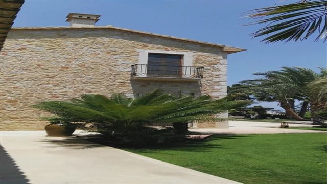 7 makuuhuone Maalaistalo myytävänä paikassa La Xara, Dénia mukana uima-altaan - 2 950 000 € (Ref: 9164425)