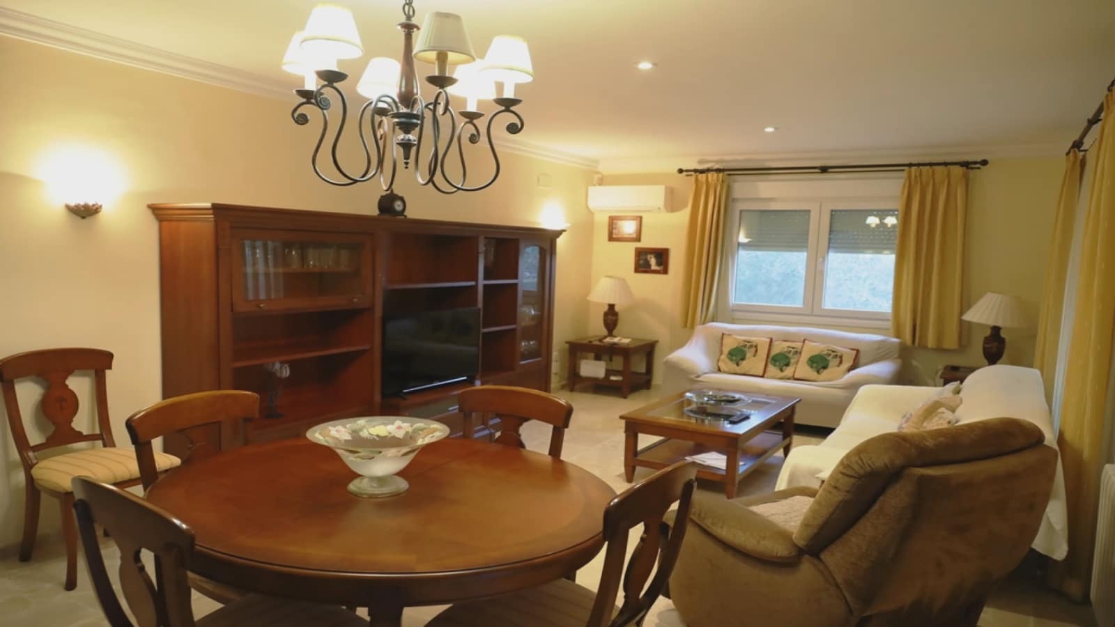 3 sovrum Villa till salu i Denia med pool garage - 695 000 € (Ref: 9164444)