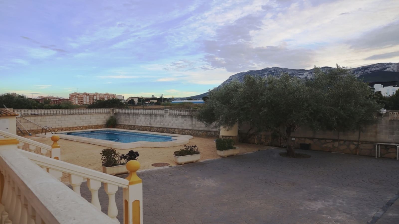 3 sovrum Villa till salu i Denia med pool garage - 695 000 € (Ref: 9164444)