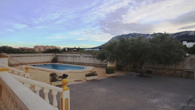 3 sovrum Villa till salu i Dénia med pool garage - 695 000 € (Ref: 9164444)