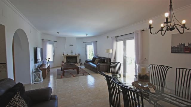 4 slaapkamer Villa te koop in Orba met zwembad - € 435.000 (Ref: 9164447)