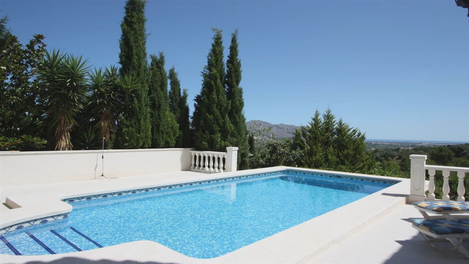 4 chambre Villa/Maison à vendre à Orba avec piscine - 435 000 € (Ref: 9164447)