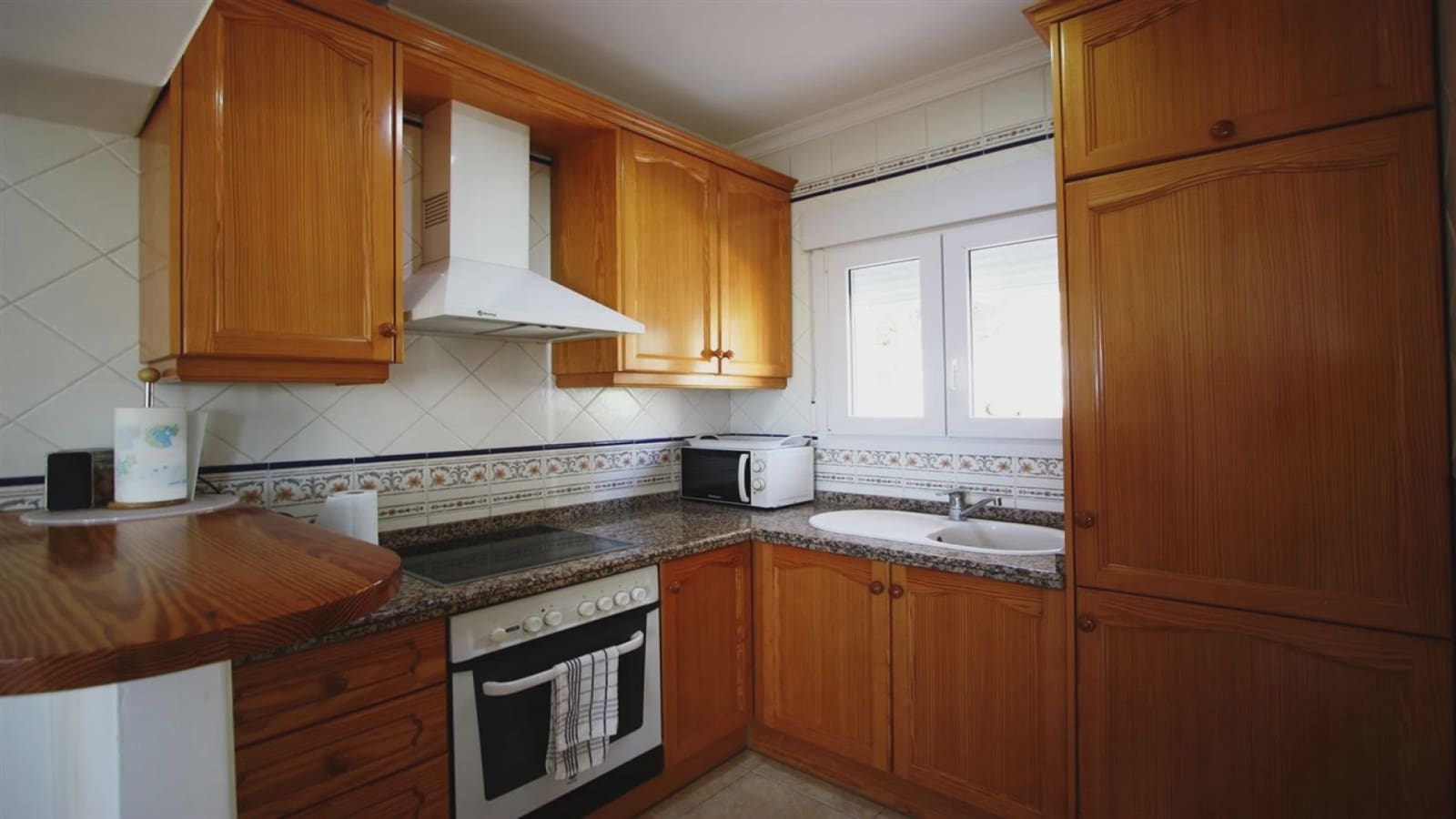 4 chambre Villa/Maison à vendre à Orba avec piscine - 435 000 € (Ref: 9164447)