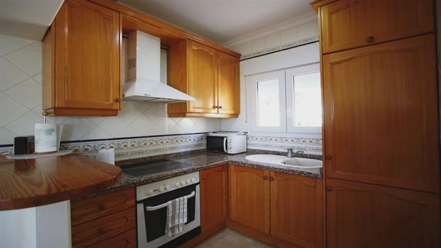 4 slaapkamer Villa te koop in Orba met zwembad - € 435.000 (Ref: 9164447)