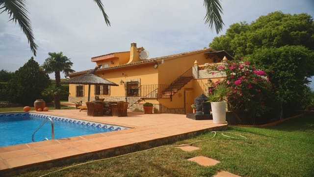 4 soverom Finca/Herregård til salgs i Dénia med svømmebasseng garasje - € 995 000 (Ref: 9194749)