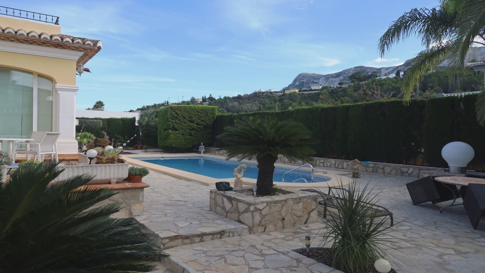 5 Zimmer Villa zu verkaufen in Denia mit Pool Garage - 885.000 € (Ref: 9341763)