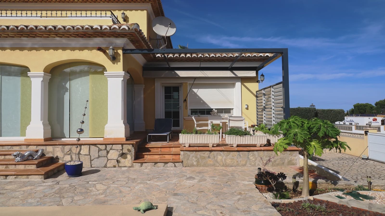 5 Zimmer Villa zu verkaufen in Denia mit Pool Garage - 885.000 € (Ref: 9341763)