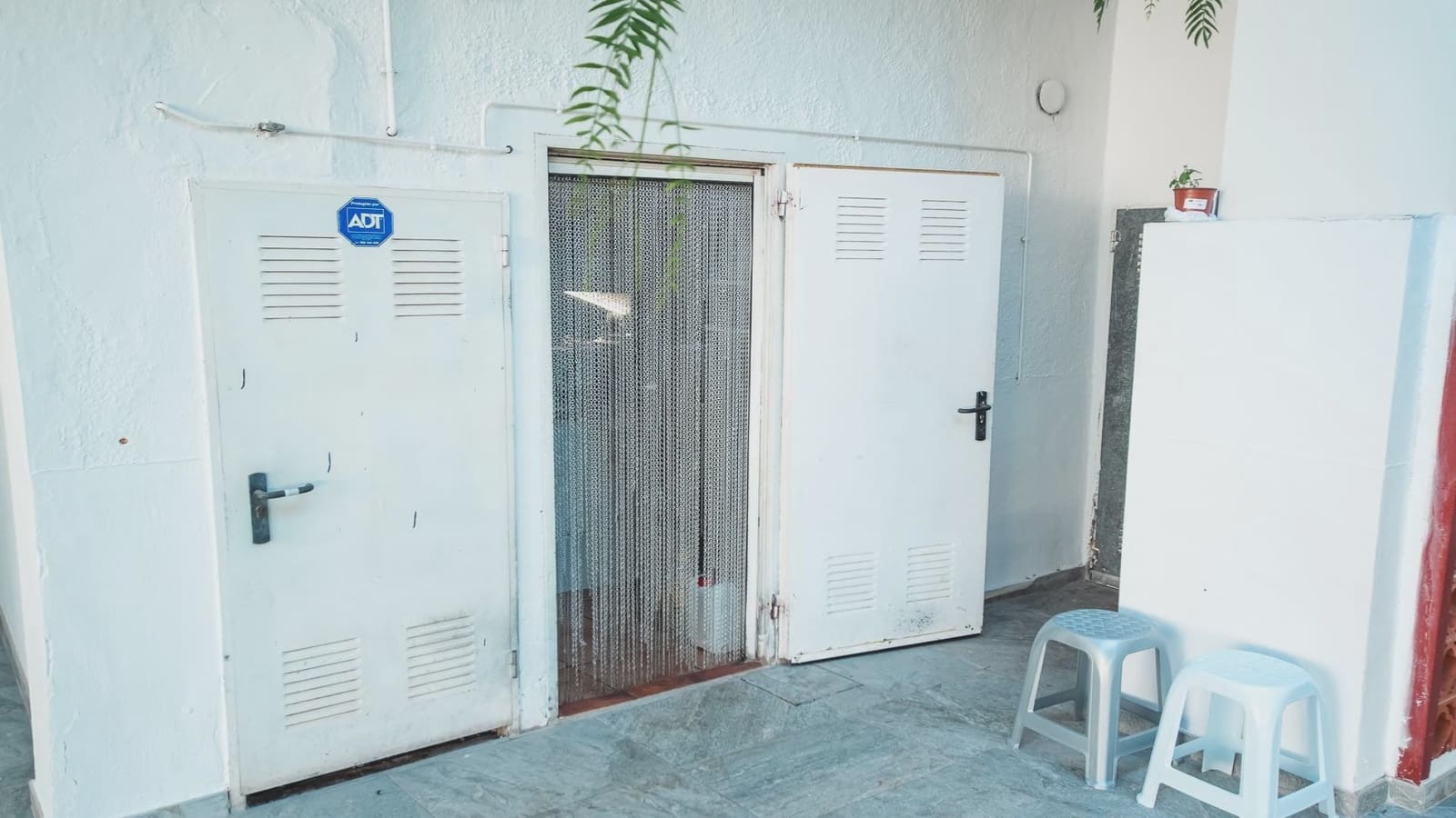 1 bedroom Restaurant/Bar for sale in Denia - € 125,000 (Ref: 9475584)