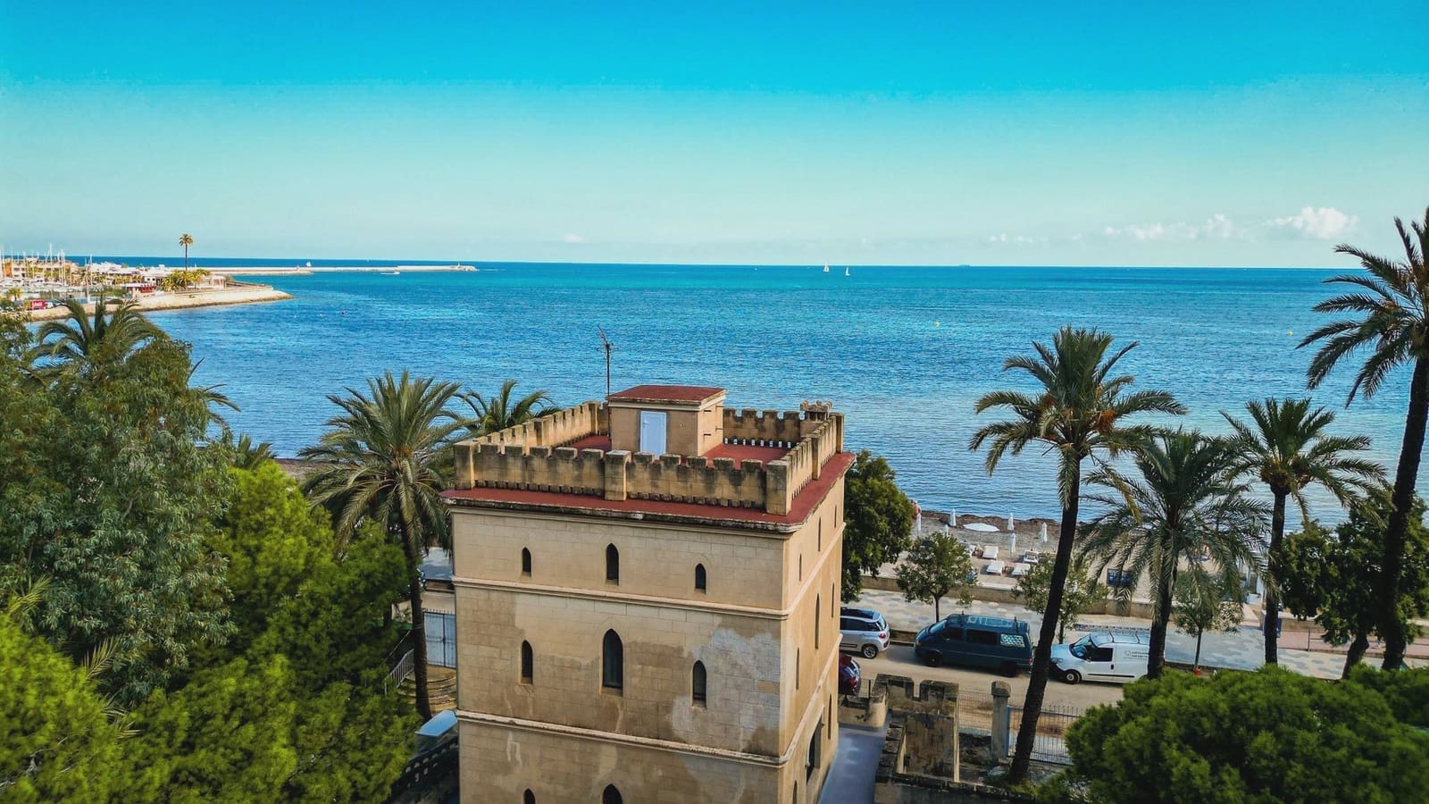 1 bedroom Restaurant/Bar for sale in Denia - € 125,000 (Ref: 9475584)