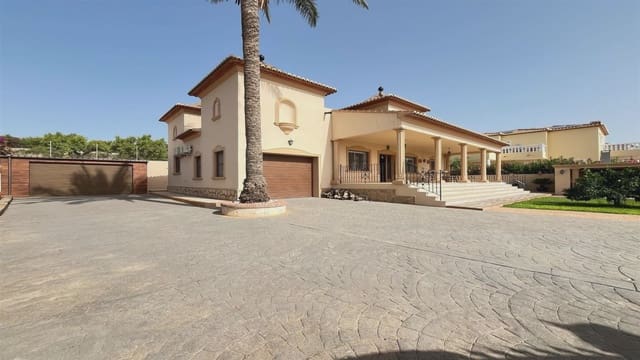 3 sypialnia Willa na sprzedaż w Beniarbeig z basenem garażem - 790 000 € (Ref: 9564058)