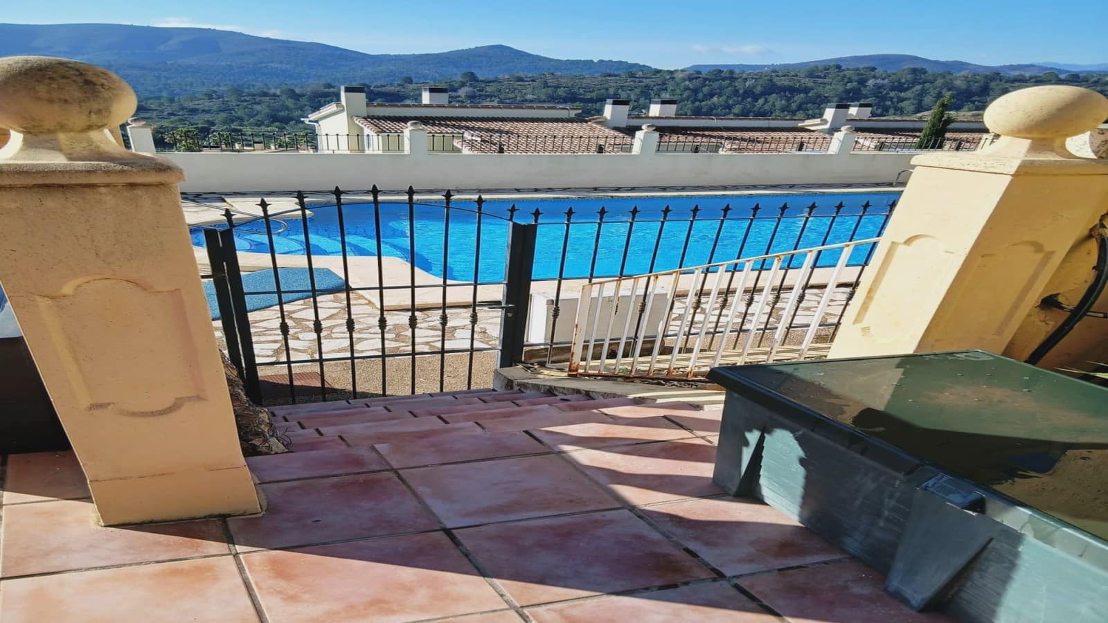 3 soveværelse Rækkehus til salg i Gata de Gorgos med swimmingpool - € 279.000 (Ref: 9706127)