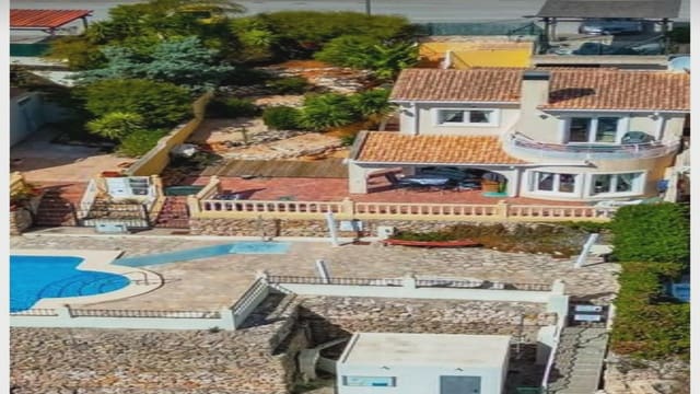 3 soveværelse Rækkehus til salg i Gata de Gorgos med swimmingpool - € 279.000 (Ref: 9706127)