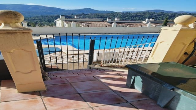 3 soveværelse Rækkehus til salg i Gata de Gorgos med swimmingpool - € 279.000 (Ref: 9706127)