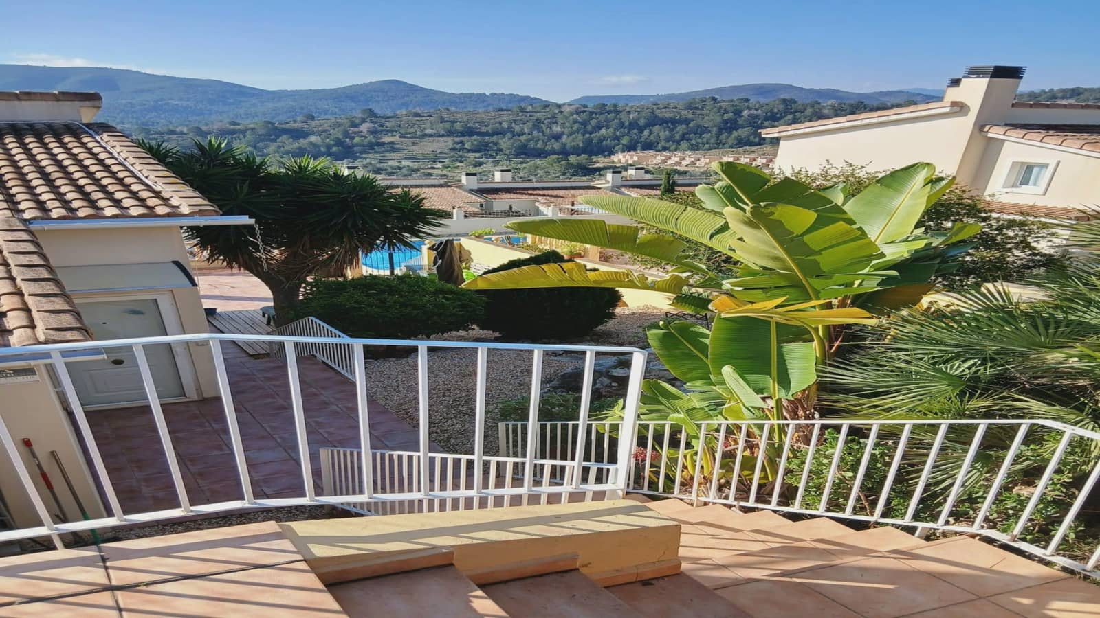 3 soveværelse Rækkehus til salg i Gata de Gorgos med swimmingpool - € 279.000 (Ref: 9706127)