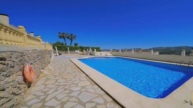 3 Zimmer Reihenhaus zu verkaufen in Gata de Gorgos mit Pool - 279.000 € (Ref: 9706127)