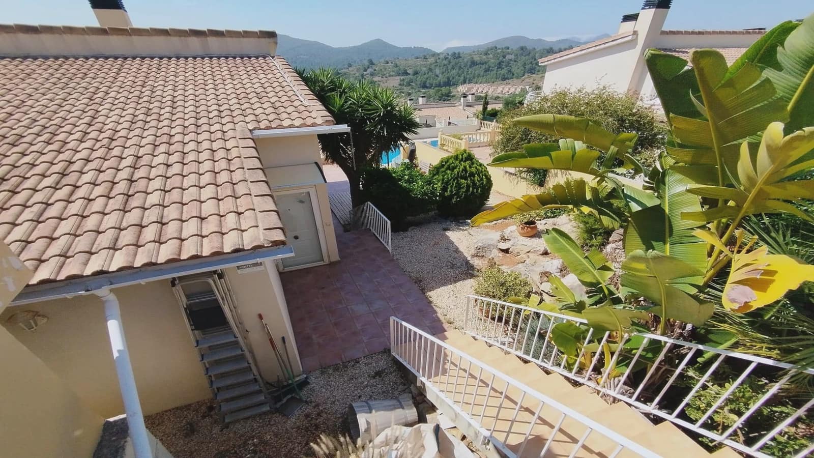3 bedroom Terraced Villa for sale in Gata de Gorgos with pool - € 279,000 (Ref: 9706127)