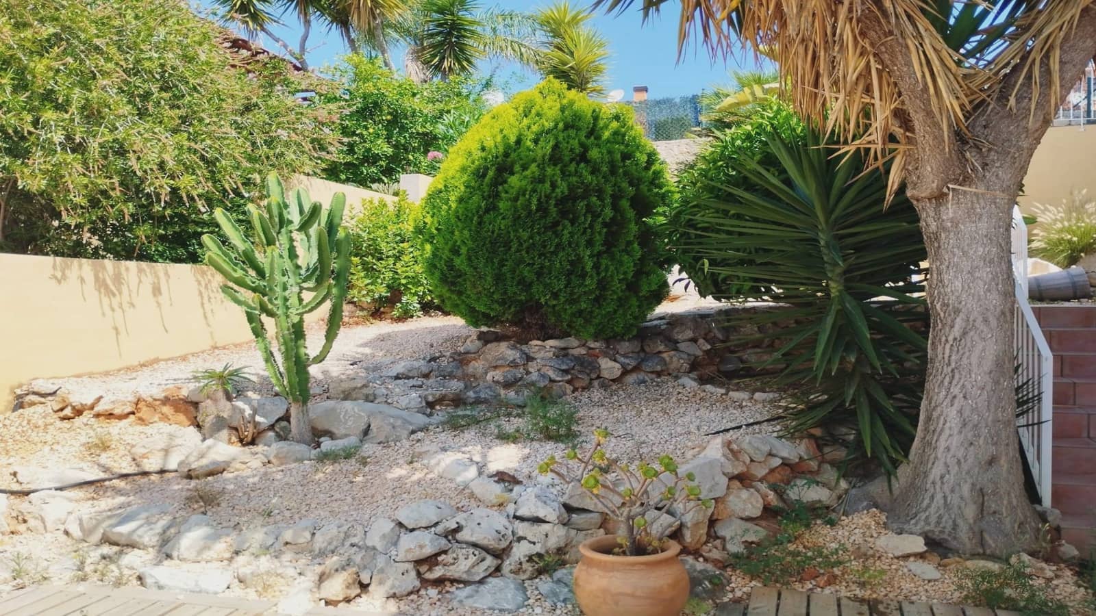 3 bedroom Terraced Villa for sale in Gata de Gorgos with pool - € 279,000 (Ref: 9706127)