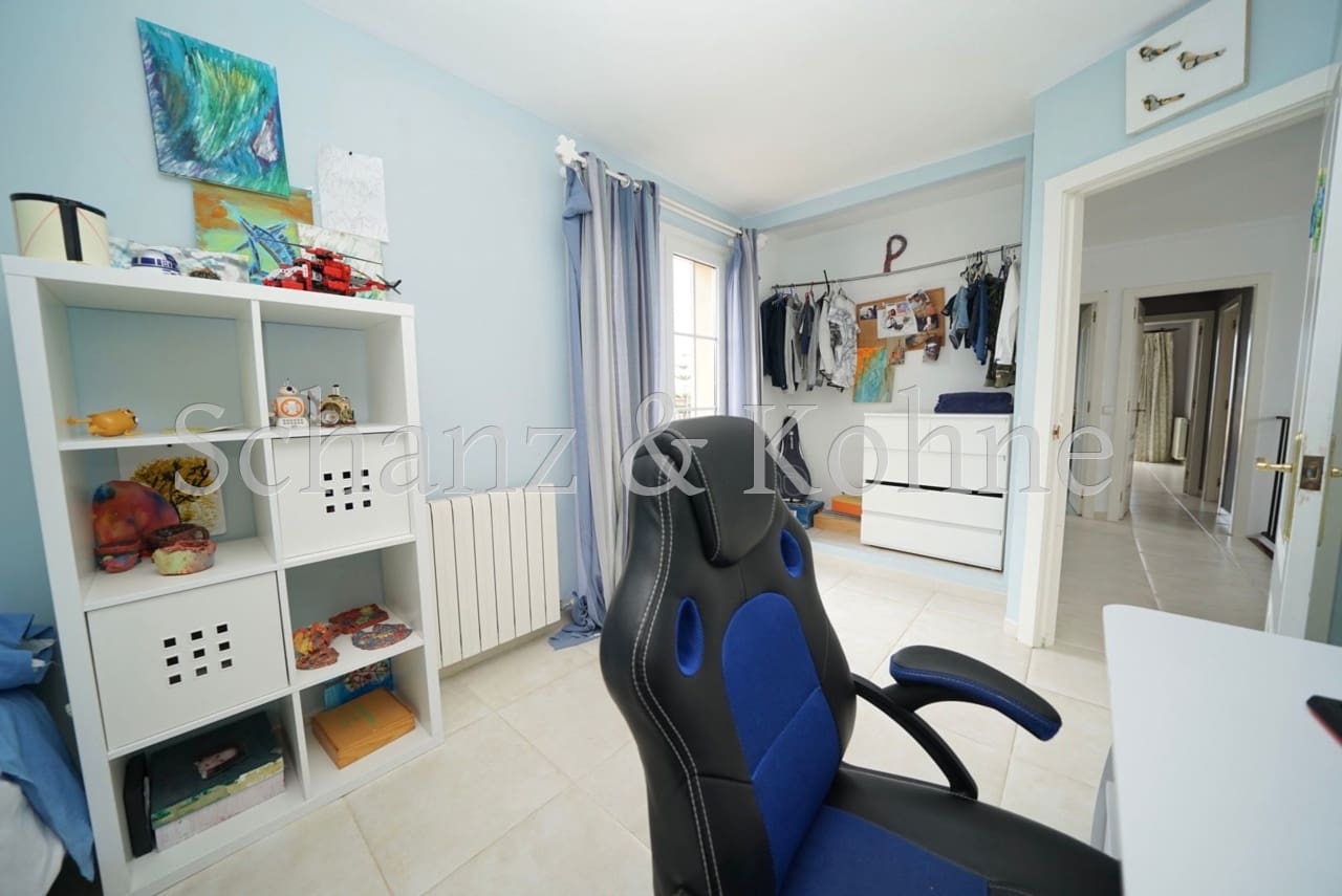 3 soveværelse Byhus til salg i Tolleric med swimmingpool - € 1.200.000 (Ref: 7758597)