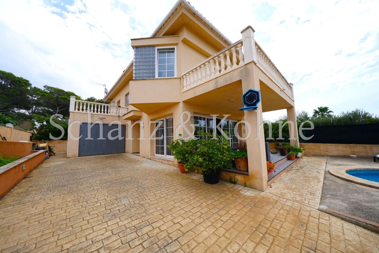 3 soveværelse Byhus til salg i Tolleric med swimmingpool - € 1.200.000 (Ref: 7758597)