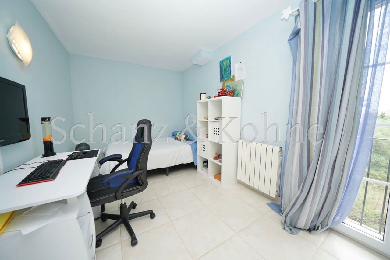 3 soveværelse Byhus til salg i Tolleric med swimmingpool - € 1.200.000 (Ref: 7758597)