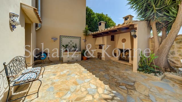 9 soveværelse Byhus til salg i Montuïri med swimmingpool - € 995.000 (Ref: 7758616)