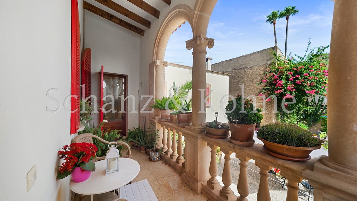 9 soveværelse Byhus til salg i Montuiri med swimmingpool - € 995.000 (Ref: 7758616)