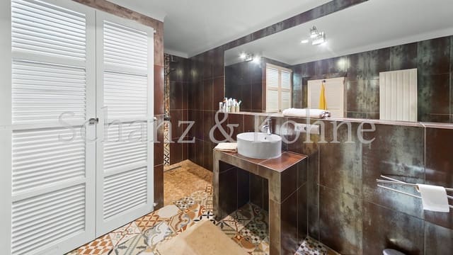 9 soveværelse Byhus til salg i Montuïri med swimmingpool - € 995.000 (Ref: 7758616)