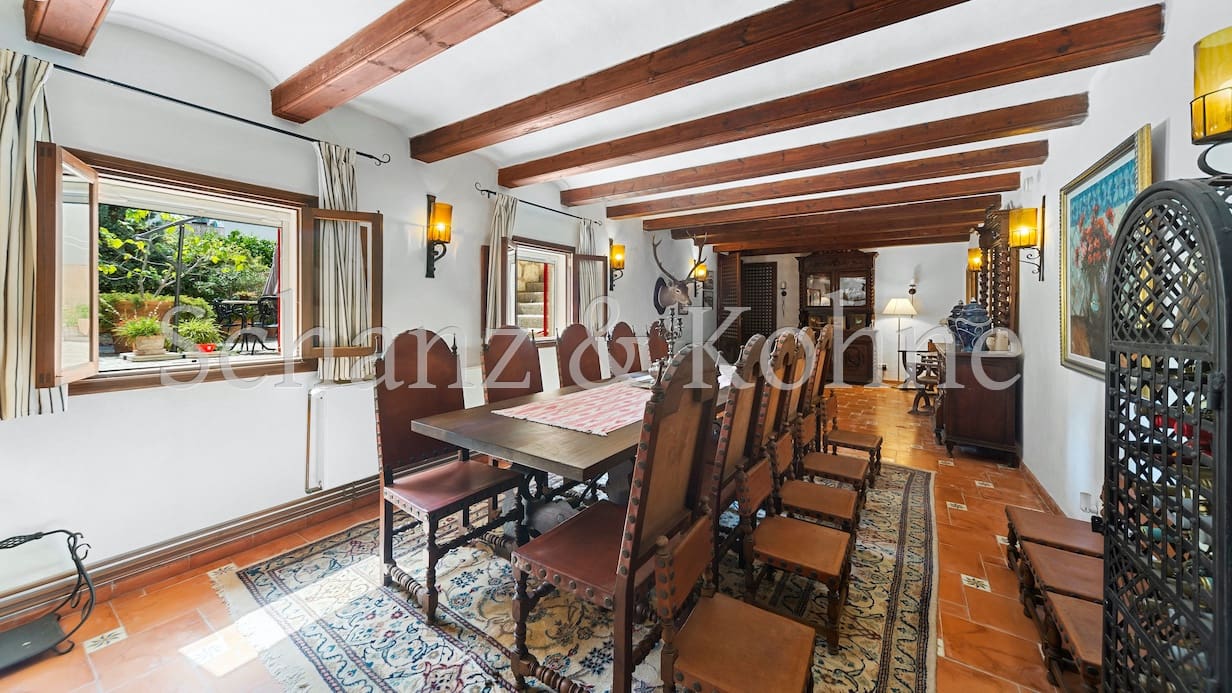 9 soveværelse Byhus til salg i Montuiri med swimmingpool - € 995.000 (Ref: 7758616)